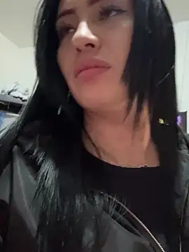 Sara luna  online show from March 3, 2025, 5:09 pm