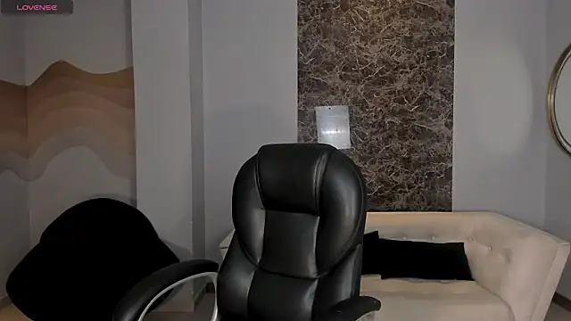 Snapshot of AbbyDalton chatting on November 5, 2025, 6:22 pm AbbyDalton online show from November 5, 2025, 6:22 pm