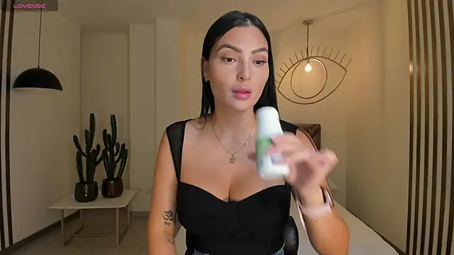 Snapshot of AbbyDalton chatting on October 25, 2025, 11:42 am AbbyDalton online show from October 25, 2025, 11:42 am