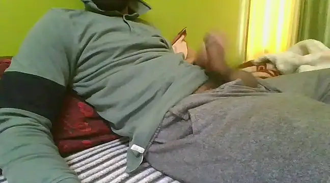 17Prat1998 online show from January 4, 2025, 5:27 am