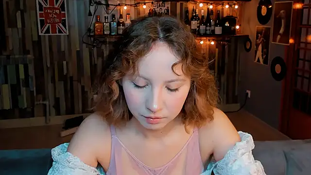 JasmineMilko online show from November 14, 2025, 5:11 am