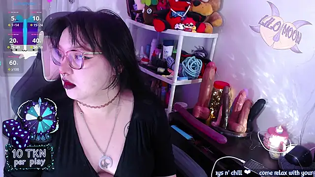 LiloMoon69 online show from December 2, 2025, 2:30 pm