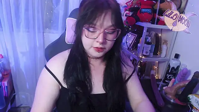 Snapshot of LiloMoon69 chatting on March 14, 2025, 4:10 am LiloMoon69 online show from March 14, 2025, 4:10 am