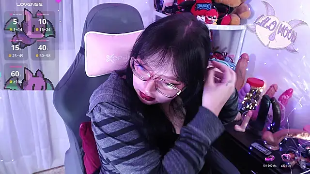 LiloMoon69 online show from February 28, 2026, 11:37 pm