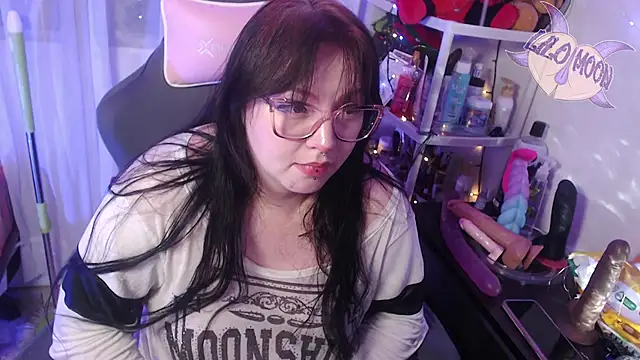 Snapshot of LiloMoon69 chatting on March 10, 2025, 7:11 am LiloMoon69 online show from March 10, 2025, 7:11 am