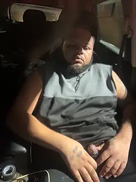 papijusto online show from November 24, 2025, 3:06 am