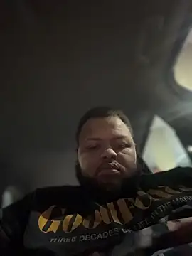 papijusto online show from October 31, 2025, 7:16 am