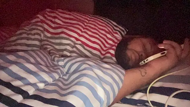 papijusto online show from November 3, 2025, 7:57 am