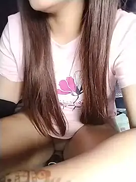 Snapshot of sexylaya2 chatting on July 15, 2026, 2:18 am sexylaya2 online show from July 15, 2026, 2:18 am