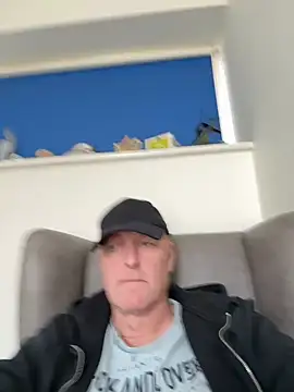 Cockhardhelp online show from March 4, 2025, 3:04 pm