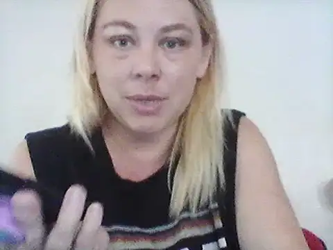 burrkitty online show from December 9, 2024, 12:23 am