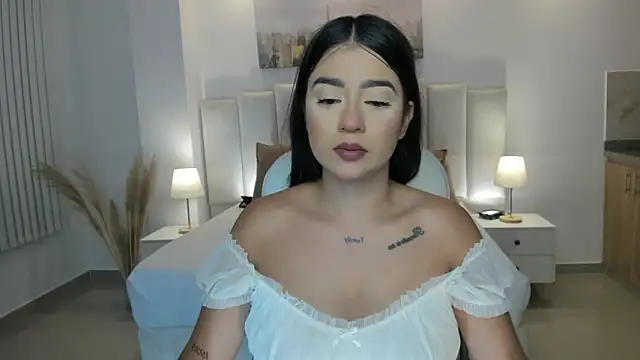 amelie jhons online show from February 18, 2026, 11:45 pm