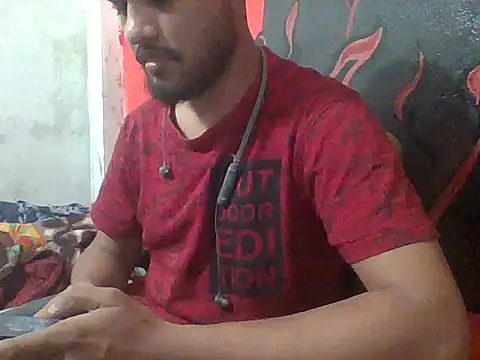 Snapshot of Kenny-kay chatting on December 2, 2024, 5:21 am Kenny-kay online show from December 2, 2024, 5:21 am