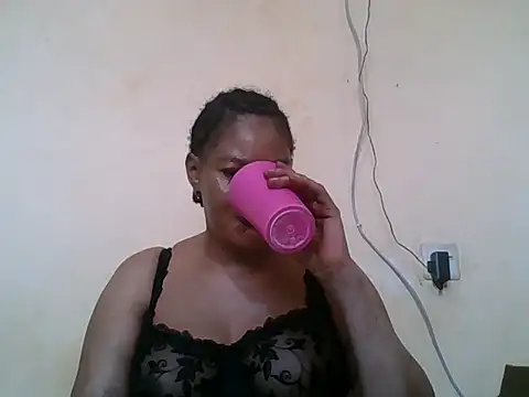 ANALQUEEN4 online show from April 2, 2026, 6:20 am