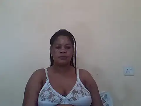 Snapshot of ANALQUEEN4 chatting on March 17, 2025, 12:04 pm ANALQUEEN4 online show from March 17, 2025, 12:04 pm