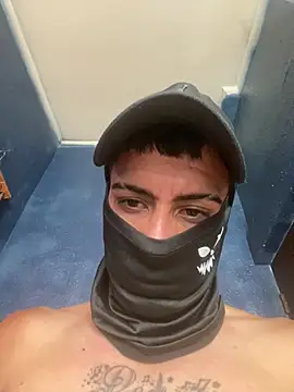 YouBad boy31 online show from March 10, 2026, 5:17 pm