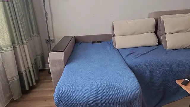 MilaaMilaa online show from February 6, 2026, 3:46 am