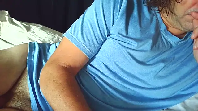 costanza7070 online show from January 5, 2026, 10:02 pm