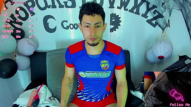 Piggy Eddy online show from October 28, 2025, 9:14 pm