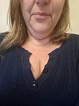 Snapshot of Mara-24 chatting on March 10, 2025, 8:45 pm Mara-24 online show from March 10, 2025, 8:45 pm