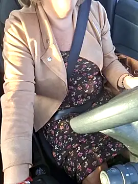 Snapshot of Mara-24 chatting on November 2, 2025, 3:06 pm Mara-24 online show from November 2, 2025, 3:06 pm