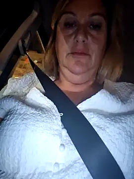 Snapshot of Mara-24 chatting on September 11, 2025, 8:09 pm Mara-24 online show from September 11, 2025, 8:09 pm