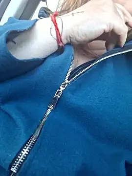 Snapshot of Mara-24 chatting on March 21, 2025, 2:51 pm Mara-24 online show from March 21, 2025, 2:51 pm