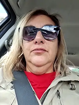 Snapshot of Mara-24 chatting on October 8, 2025, 9:11 am Mara-24 online show from October 8, 2025, 9:11 am