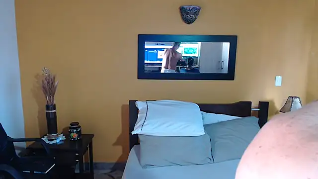 SaraandJuanDP online show from February 23, 2025, 9:26 pm