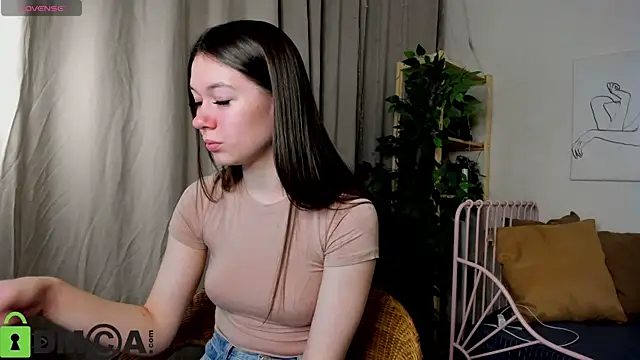 Snapshot of Nicole_Charm chatting on October 12, 2025, 9:27 pm Nicole Charm online show from October 12, 2025, 9:27 pm