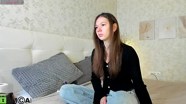 Snapshot of Nicole_Charm chatting on September 14, 2025, 9:59 pm Nicole Charm online show from September 14, 2025, 9:59 pm