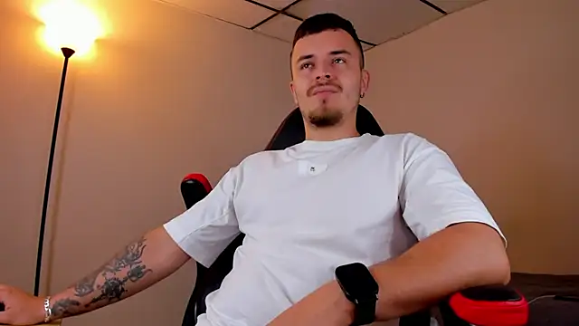 james connor2 online show from March 21, 2025, 7:13 pm