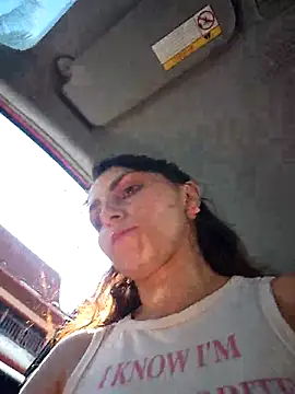 Snapshot of Izabella_Bella chatting on November 30, 2025, 6:03 am Izabella Bella online show from November 30, 2025, 6:03 am