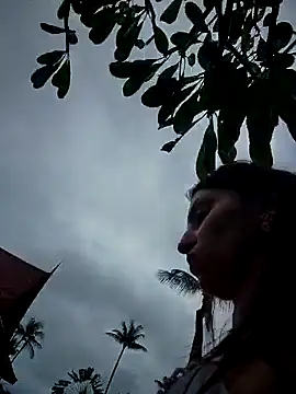 Snapshot of Izabella_Bella chatting on October 26, 2025, 9:10 am Izabella Bella online show from October 26, 2025, 9:10 am