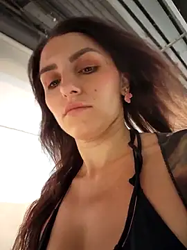 Izabella Bella online show from April 10, 2026, 9:16 am