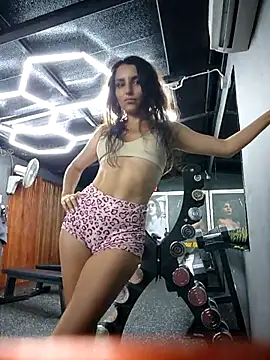 Snapshot of Izabella_Bella chatting on November 10, 2025, 8:03 pm Izabella Bella online show from November 10, 2025, 8:03 pm