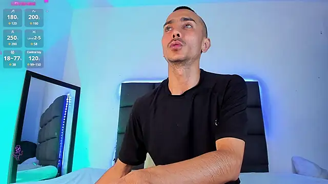 Snapshot of steven_hott8 chatting on February 26, 2025, 6:48 pm steven hott8 online show from February 26, 2025, 6:48 pm