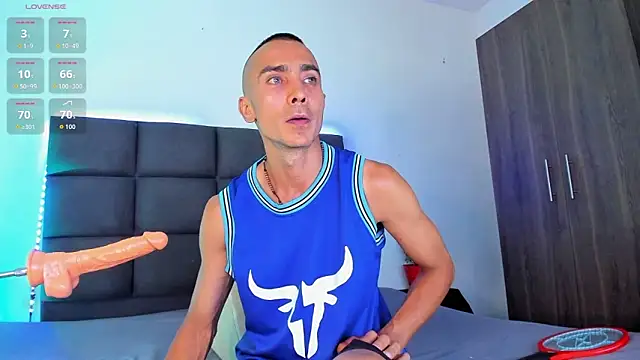 steven hott8 online show from November 5, 2025, 8:45 pm