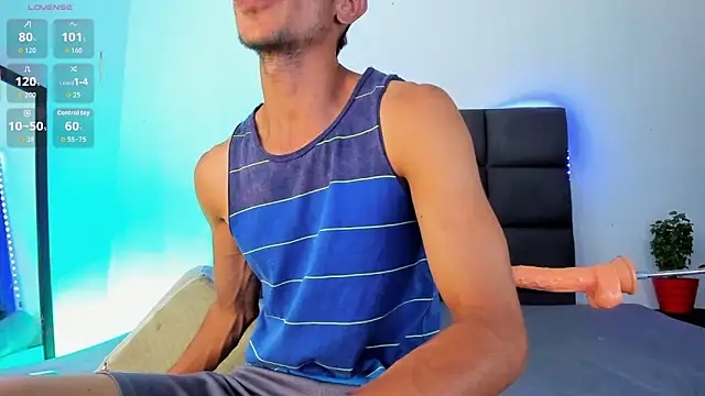 Snapshot of steven_hott8 chatting on October 30, 2025, 7:00 pm steven hott8 online show from October 30, 2025, 7:00 pm