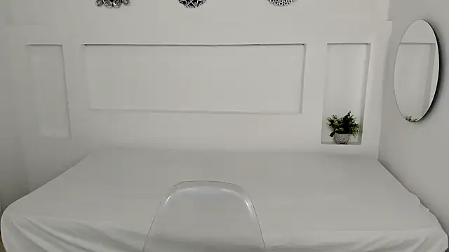 Snapshot of AliceRoss0 chatting on March 15, 2025, 11:40 am AliceRoss0 online show from March 15, 2025, 11:40 am