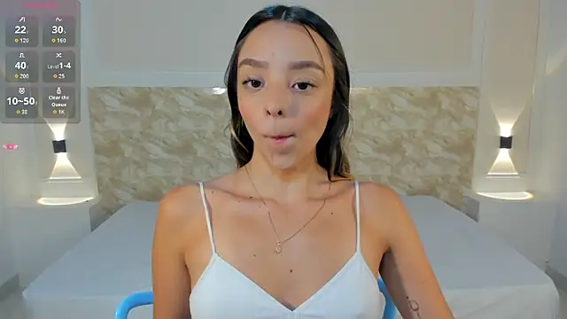 Snapshot of AliceRoss0 chatting on October 10, 2025, 7:58 pm AliceRoss0 online show from October 10, 2025, 7:58 pm