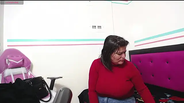 Snapshot of kambelroche chatting on February 7, 2026, 12:02 pm kambelroche online show from February 7, 2026, 12:02 pm