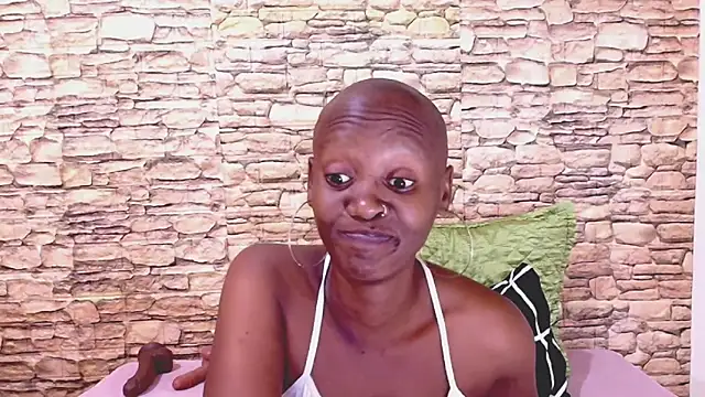 Snapshot of EbonyOlive69 chatting on July 2, 2026, 3:23 am EbonyOlive69 online show from July 2, 2026, 3:23 am