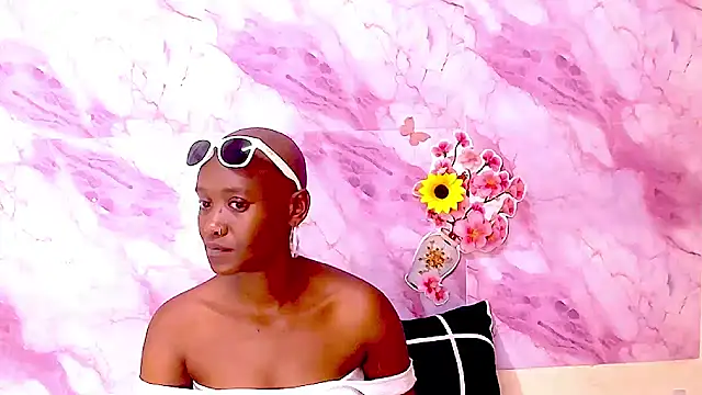 EbonyOlive69 online show from February 16, 2026, 5:11 pm