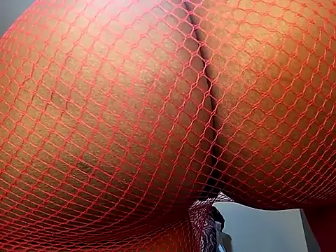 Snapshot of Pretty_tiffany chatting on November 5, 2025, 5:16 pm Pretty tiffany online show from November 5, 2025, 5:16 pm