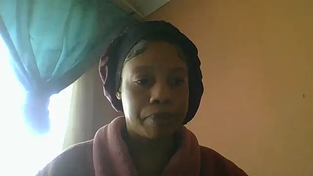 Snapshot of NAUGHTYSHALOTXX chatting on May 27, 2026, 7:05 am NAUGHTYSHALOTXX online show from May 27, 2026, 7:05 am