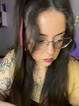 Mizztikaa online show from April 12, 2026, 12:03 am