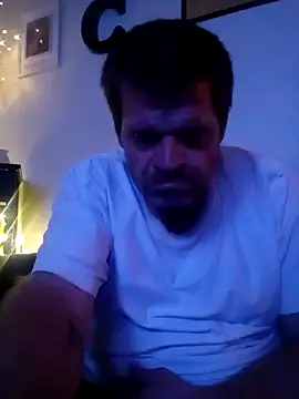 Snapshot of swervenherb chatting on May 29, 2026, 8:53 am swervenherb online show from May 29, 2026, 8:53 am
