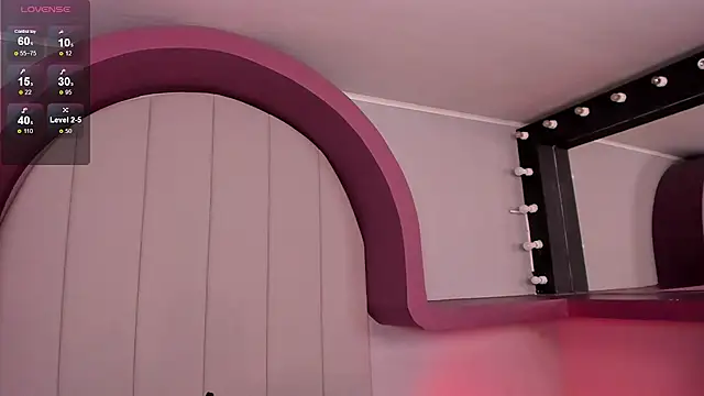 morganlake  online show from November 15, 2025, 3:43 am