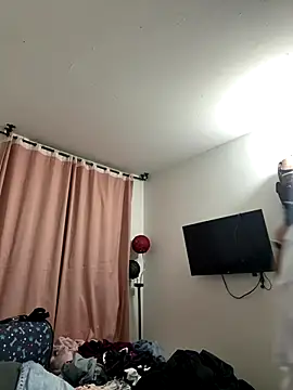 Snapshot of eva_y_marcelo chatting on November 27, 2025, 12:22 am eva y marcelo online show from November 27, 2025, 12:22 am